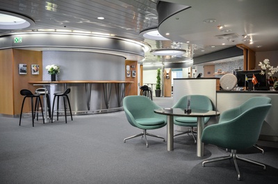 Lobby Crown Seaways